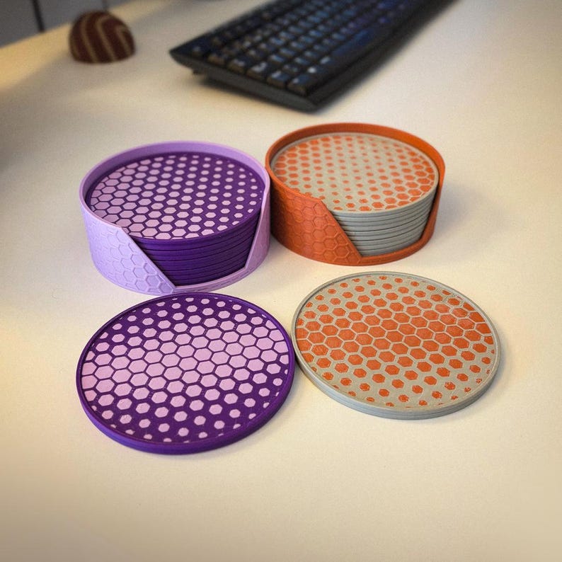 3D-gedruckte Untersetzer mit Wabenmuster – Produktansicht 1